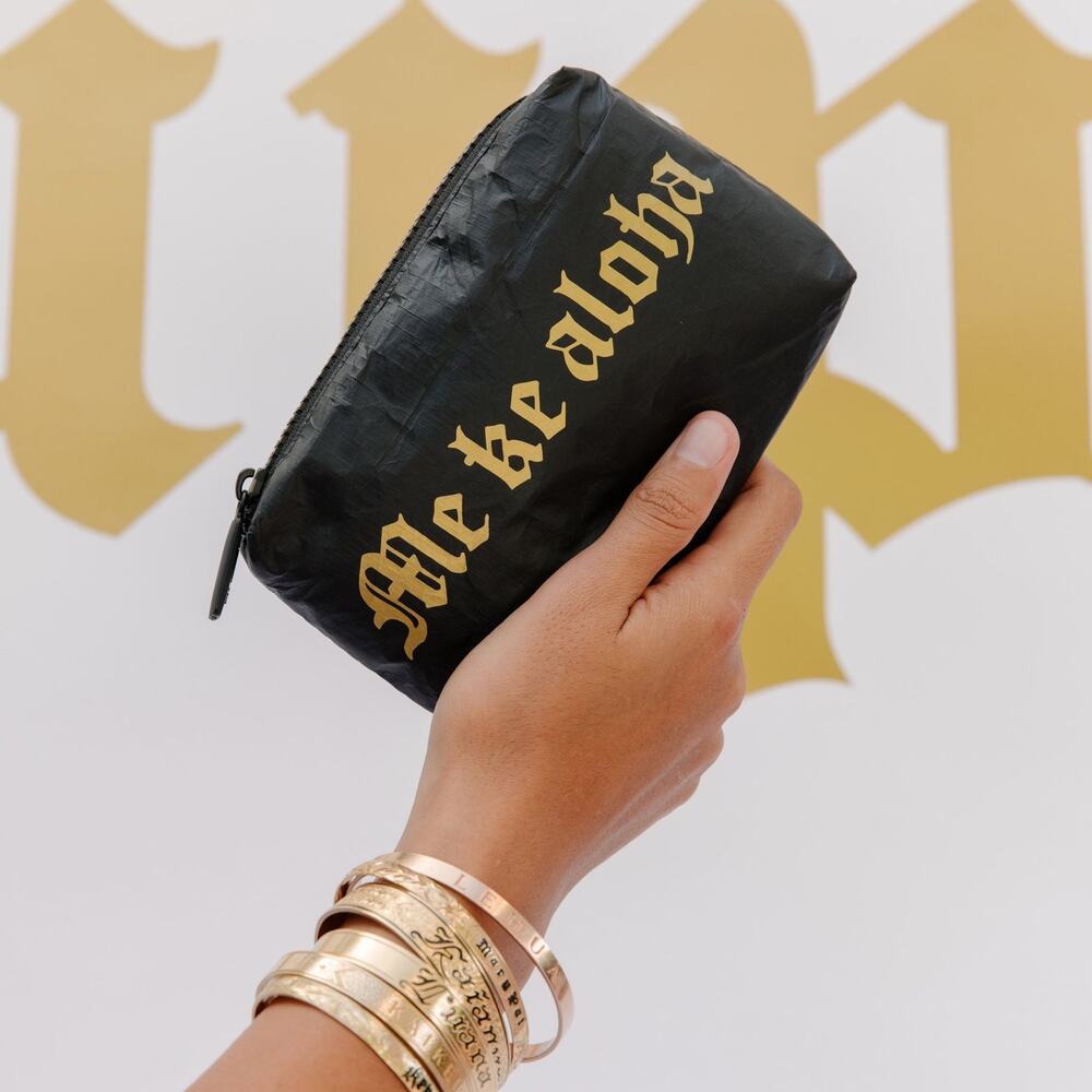 Aloha Collection• Mini Pouch Me Ke Aloha - Gold On Black